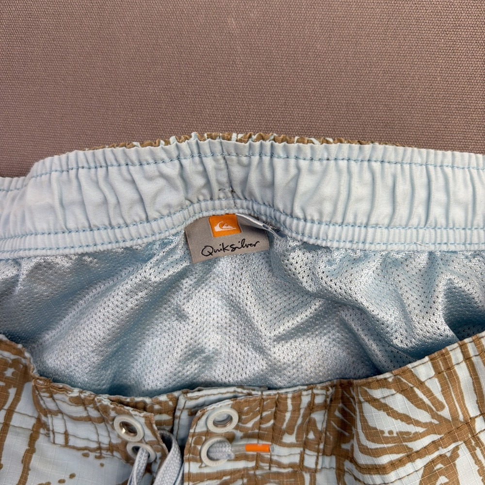 Vintage Quiksilver Shorts Mens L Blue Hawaiian Floral Boardshort Surf 90s Y2K - Picture 6 of 8
